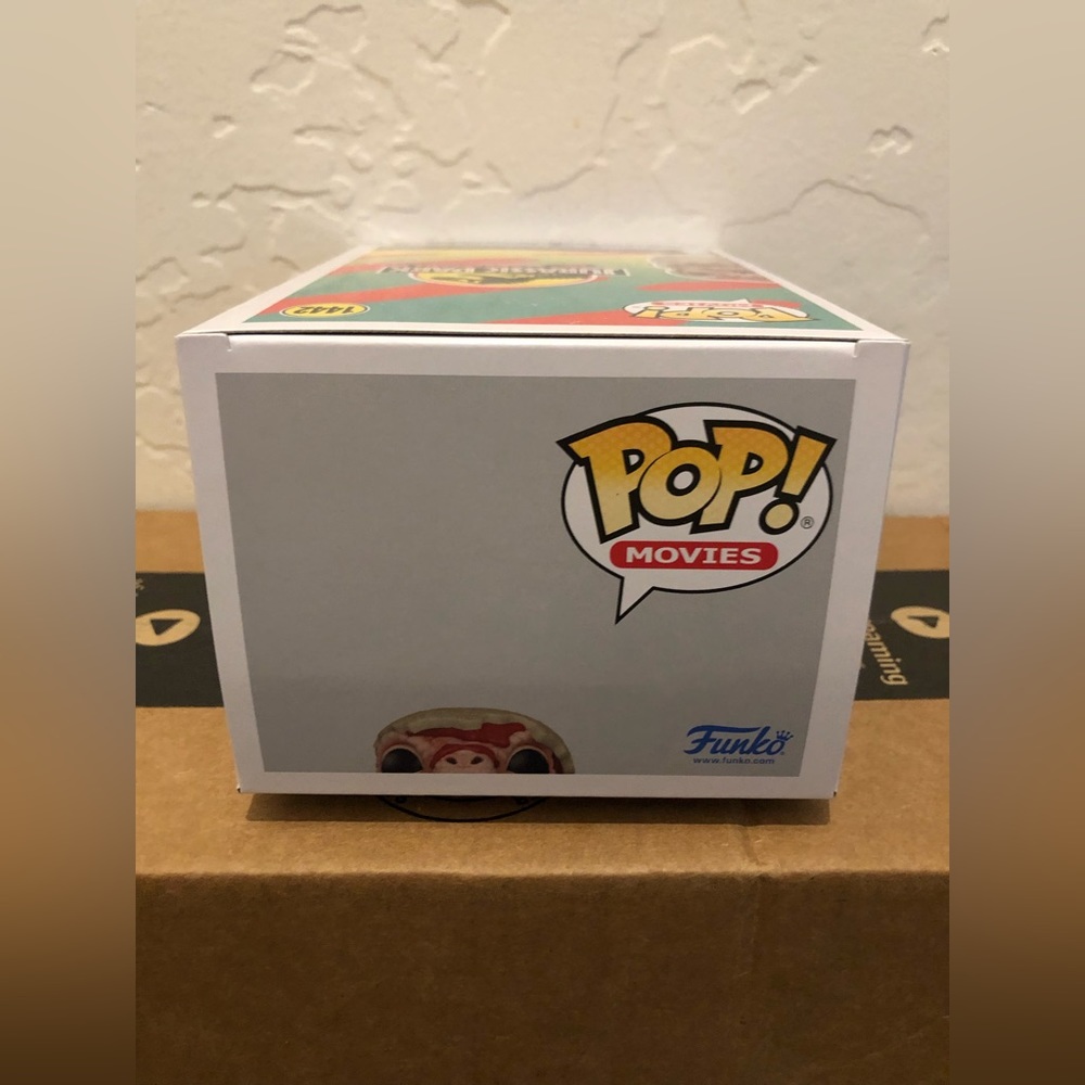 Funko Hatching Raptor shared sticker - Picture 6 of 6